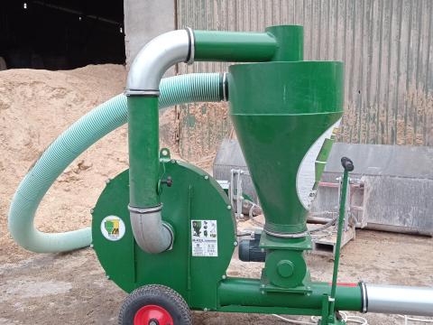 M-ROL Pneumatikus gabona átemelő 11 kW M-ROL Pneumatikus gabona átemelő 11 kW