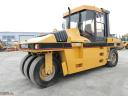 Caterpillar PF300B gumikerekes henger