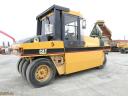 Caterpillar PF300B gumikerekes henger