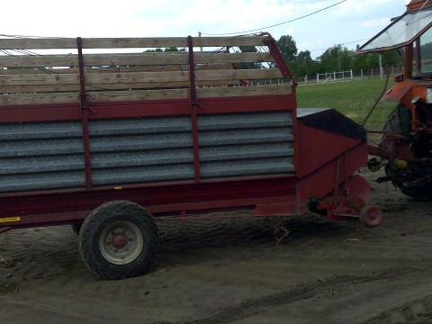 Vogel&Noot LM 15 tip 15 köbös hamszter rendfelszedő kocsi vas platós és oldalas Vogel&Noot LM 15 tip 15 köbös hamszter rendfelszedő kocsi vas platós és oldalas