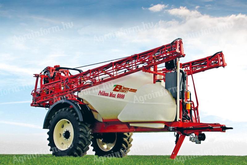 BURY - PELIKÁN MAX VONTATOTT PERMETEZŐ - 3000L -3600L -4200L -5200L -6000L - ROYAL TRAKTOR