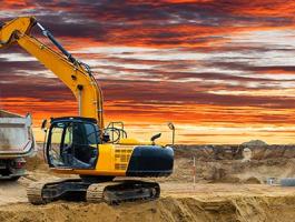 Gépkezelő képzések: targonca, földmunka, emelőgép