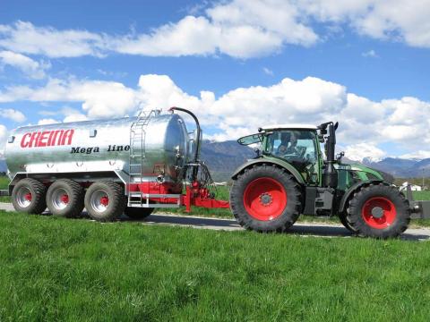 Creina CVC20000 VT tridem vízszállító tartálykocsi Creina CVC20000 VT tridem vízszállító tartálykocsi
