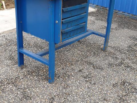 Aknaperememelő, satupadok eladóak Aknaperememelő, satupadok eladóak