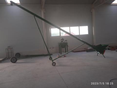 M-ROL Guruló és fix állványok felhordócsigákhoz M-ROL Guruló és fix állványok felhordócsigákhoz