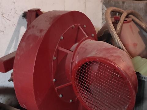 Szőlő kifújó eladó Szőlő kifújó eladó