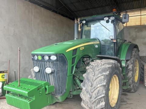 John Deere 8230 John Deere 8230