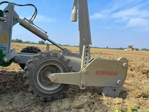 ERMO - BLADER DRÉNEZŐ LAZÍTÓ - ROYAL TRAKTOR ERMO - BLADER DRÉNEZŐ LAZÍTÓ - ROYAL TRAKTOR