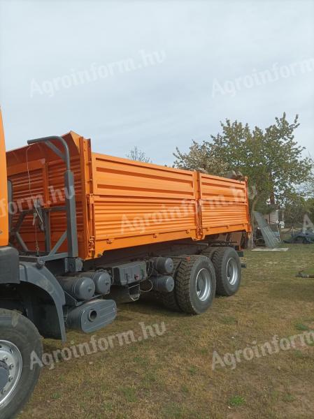 Renault Kerax 6x6