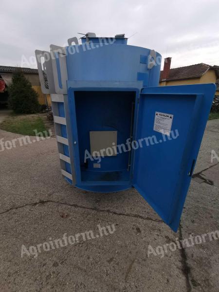 Használt Műanyag Adblue tartály 5000 l