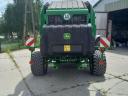 John Deere V451M szecskázós bálázó