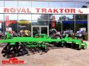 AGRIMETAL Vontatott Hidraulikus Kompaktor 4,4 M -ROYAL TRAKTOR