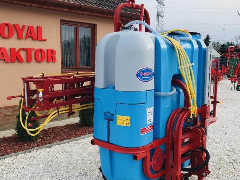 Biardzki 1200/15 Függesztett Permetező - KÉSZLETRŐL - ROYAL TRAKTOR Biardzki 1200/15 Függesztett Permetező - KÉSZLETRŐL - ROYAL TRAKTOR