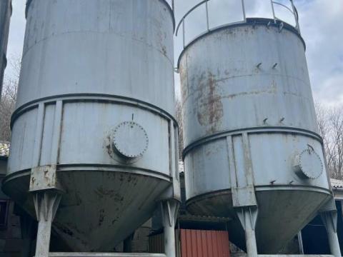 Nagyméretű tároló siló (tartály) eladó Nagyméretű tároló siló (tartály) eladó