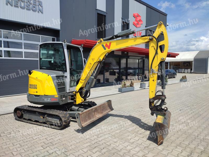 Wacker Neuson EZ36 kotrógép