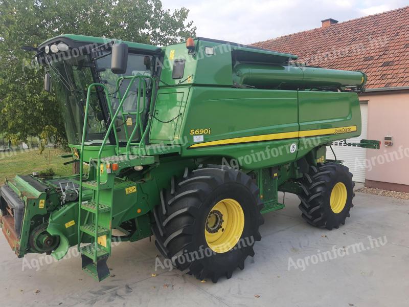 John Deere S690i kombájn eladó! ITLS