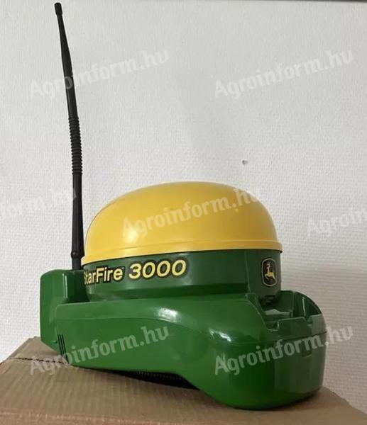 John Deere StarFire 3000 RTK antenna