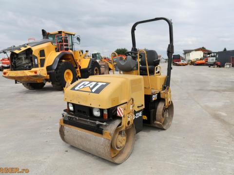 Caterpillar CB-224E tandemhenger Caterpillar CB-224E tandemhenger
