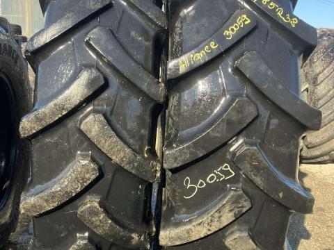 460/85-38 Alliance Agro-Forestry 333 154A8 14PR TL 460/85-38 Alliance Agro-Forestry 333 154A8 14PR TL