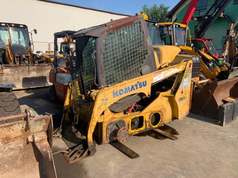 Komatsu SK 714 minirakodó bontásra Komatsu SK 714 minirakodó bontásra