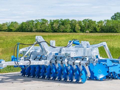 Magyar gyártású munkagépek tűzihorganyzott prémium minőségben a KC-BÉKÉS Kft.-nél Magyar gyártású munkagépek tűzihorganyzott prémium minőségben a KC-BÉKÉS Kft.-nél