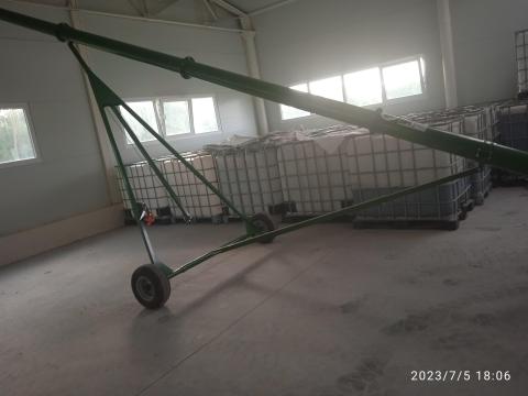 M-ROL Kerekes állványok beszúró csigákhoz M-ROL Kerekes állványok beszúró csigákhoz