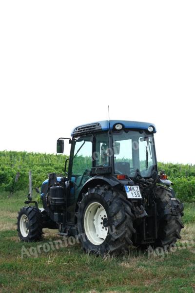 New Holland T4.95N keskeny ültetvényes traktor