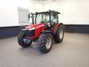 Massey Ferguson 4708 M ESSENTIAL traktor