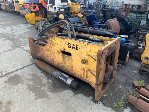 Soosan SB121 hidraulikus törőfej Soosan SB121 hidraulikus törőfej