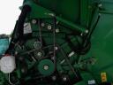 John Deere V451M