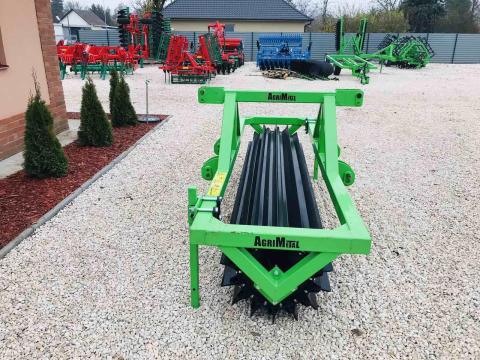 Agrimetal függesztett aprítóhenger (2 m vízzel tölthető) Agrimetal függesztett aprítóhenger (2 m vízzel tölthető)