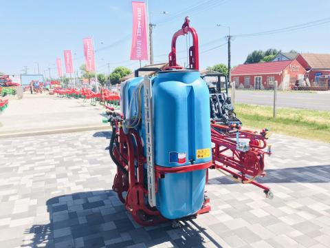 Biardzki 1000/12 Szántóföldi Függesztett Permetező - ROYAL TRAKTOR Biardzki 1000/12 Szántóföldi Függesztett Permetező - ROYAL TRAKTOR