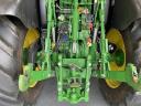 John Deere 6130 R traktor