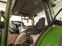 Fendt 724 VARIO S4 PROFI PLUS traktor