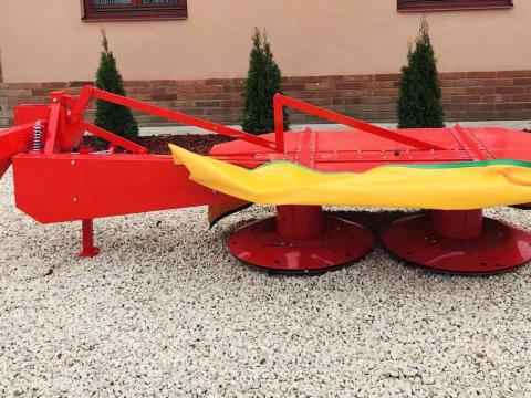 165 cm-es dobos fűkasza 165 cm-es dobos fűkasza