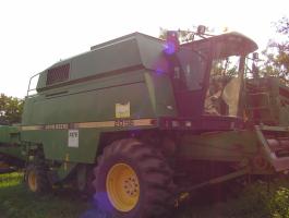 John Deere 2056