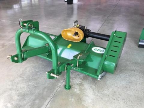 GEO EFM 145 zúzó/mulcsozó