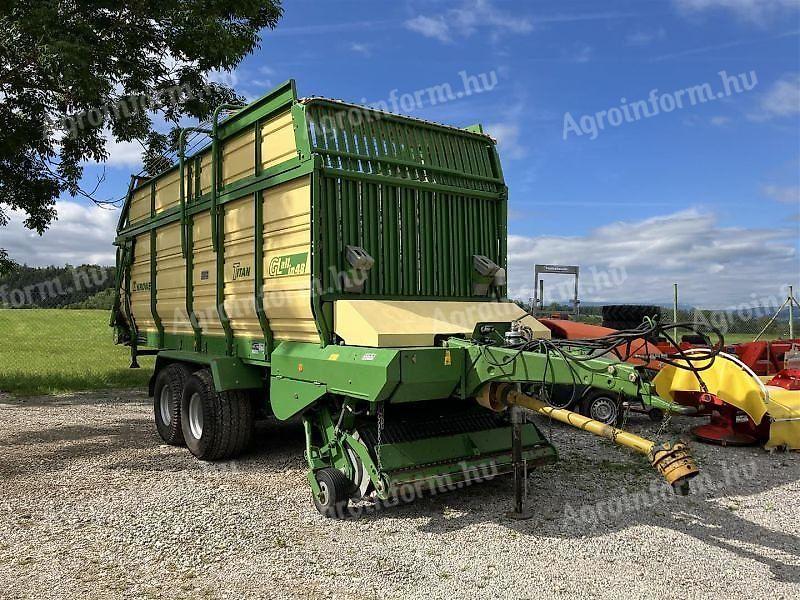 Krone TITAN 6-48 ALL-IN rendfelszedő kocsi