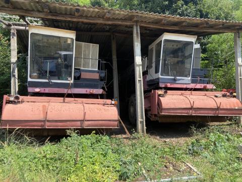 Eladó FMC 879 borsó kombájnok Megyaszón