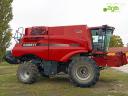 Case IH Axial Flow 7240 gabonakombájn gabonaadapterrel