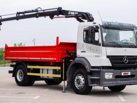 Mercedes - Benz AXOR 1829 - Billenőplatós - Darugémes teherautó EURO 4