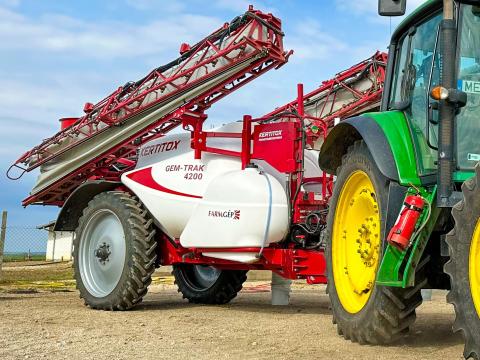KERTITOX GT 4200/24 SZÁNTÓFÖLDI PERMETEZŐGÉP ISOBUS-KORMÁNYZOTT TENGELY-LÉGRUGÓ-ÁPRILISRA KERTITOX GT 4200/24 SZÁNTÓFÖLDI PERMETEZŐGÉP ISOBUS-KORMÁNYZOTT TENGELY-LÉGRUGÓ-ÁPRILISRA