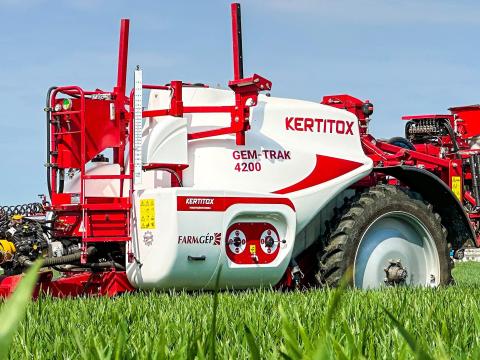 KERTITOX GT 4200/24 SZÁNTÓFÖLDI VONTATOTT PRECÍZIÓS PERMETEZŐGÉP - FULL EXTRA - ÁPRILISRA KERTITOX GT 4200/24 SZÁNTÓFÖLDI VONTATOTT PRECÍZIÓS PERMETEZŐGÉP - FULL EXTRA - ÁPRILISRA