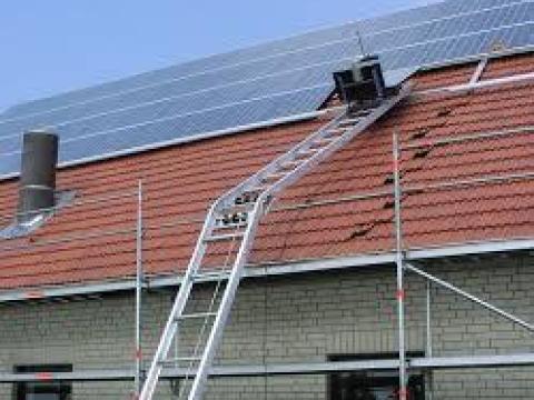 GEDA Lift 200 Standard Ferdepályás felvonó szett 19 m,  napelem szállító kosárral