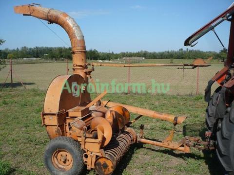 Vontatott rendfelszedő,  szecskázó eladó Vontatott rendfelszedő,  szecskázó eladó