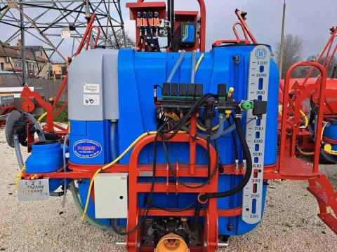 BIARDZKI 1200/15 Calabria Hydro FÜGGESZTETT SZÁNTÓFÖLDI PERMETEZŐ BIARDZKI 1200/15 Calabria Hydro FÜGGESZTETT SZÁNTÓFÖLDI PERMETEZŐ