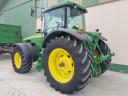 John Deere 8120