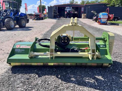 STARK KDX200 Profi Szárzúzó - Mulcsozó STARK KDX200 Profi Szárzúzó - Mulcsozó