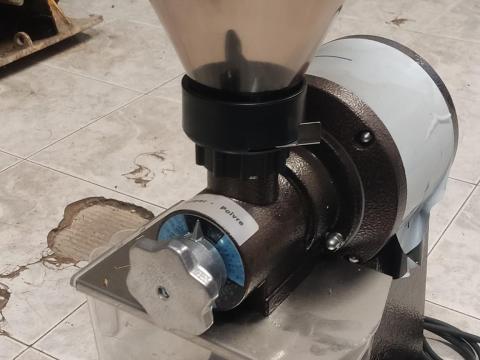 Mák és fűszerdaráló Mák és fűszerdaráló