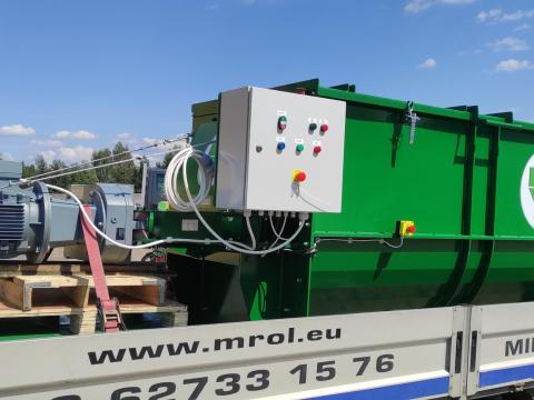 M-ROL Vízszintes takarmánykeverő,  darálóval 1000 és 2000-kg-os M-ROL Vízszintes takarmánykeverő,  darálóval 1000 és 2000-kg-os